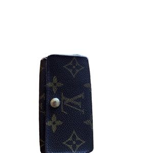 Louis Vuitton key holder